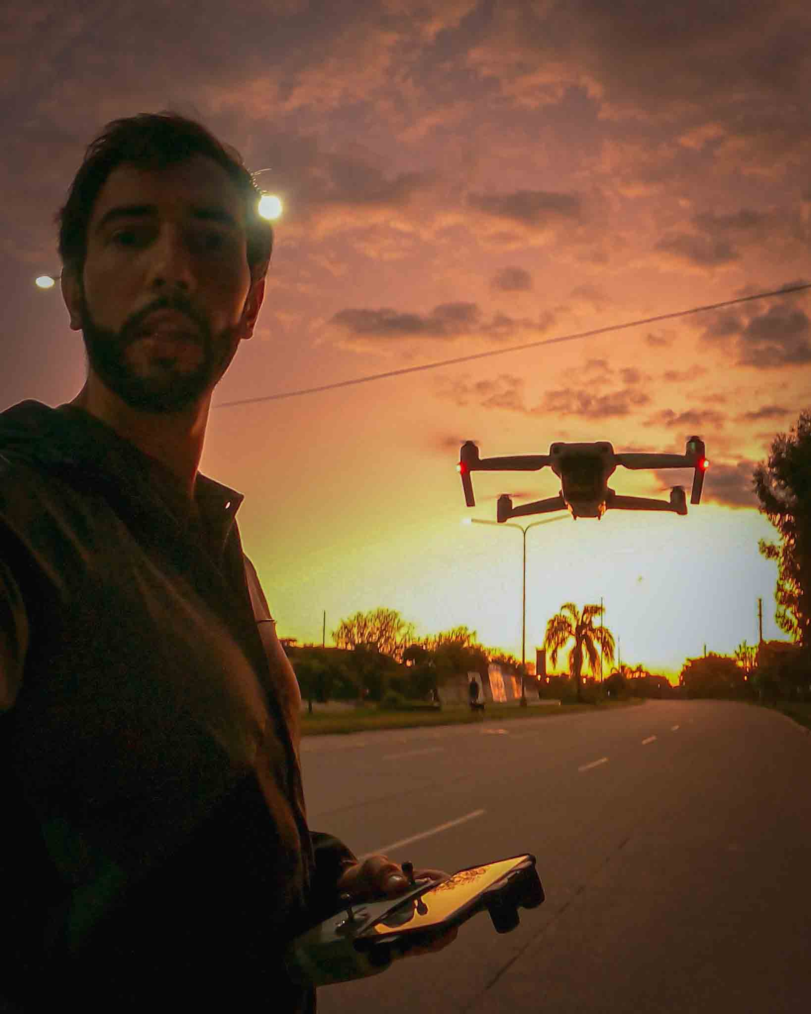 Amanecer sobre Av Peron